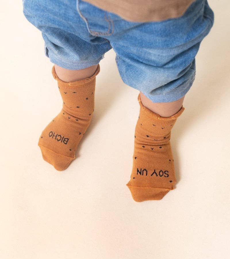Mini Calcetines "Soy Un Bicho"