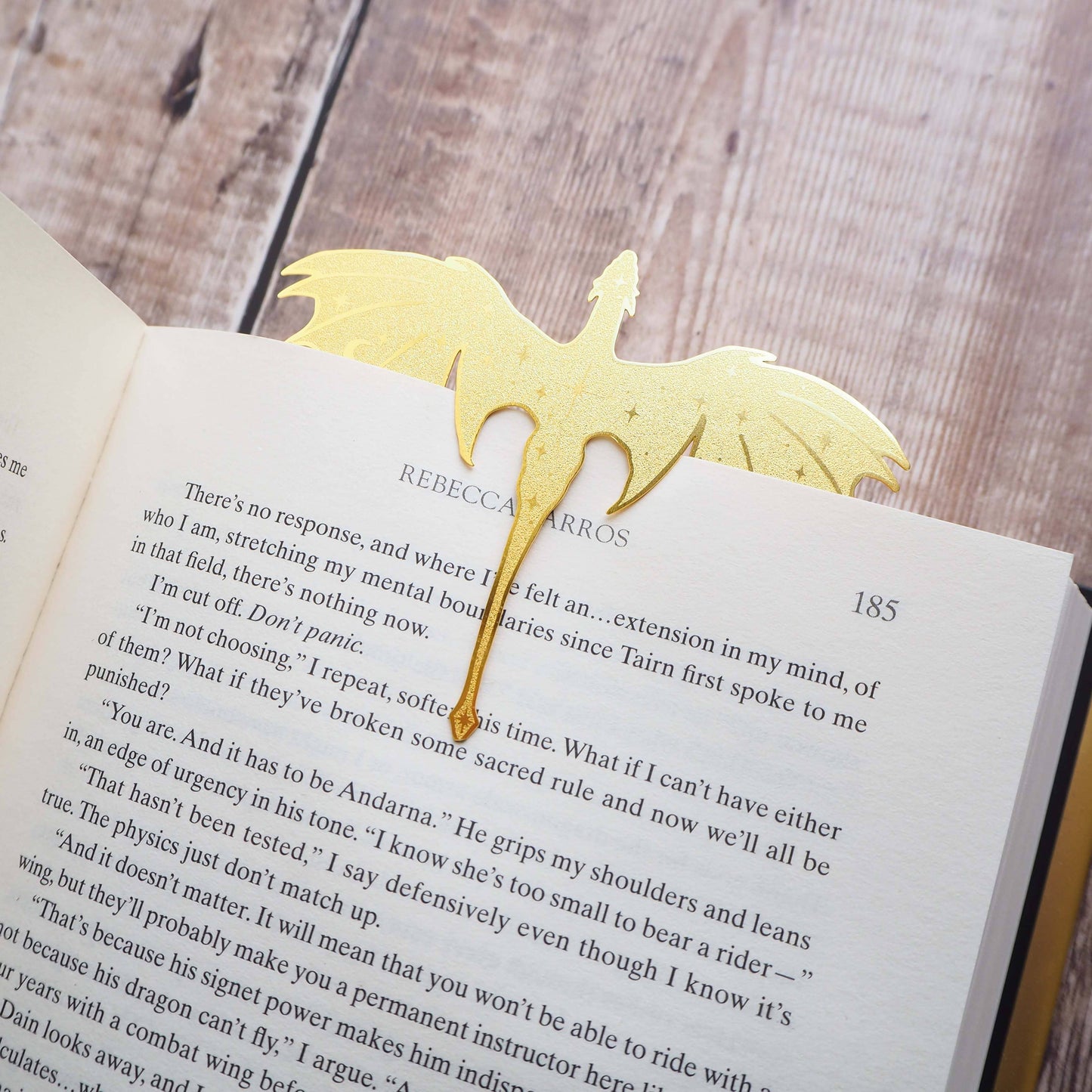 Marcador de libros de bronce con dragón