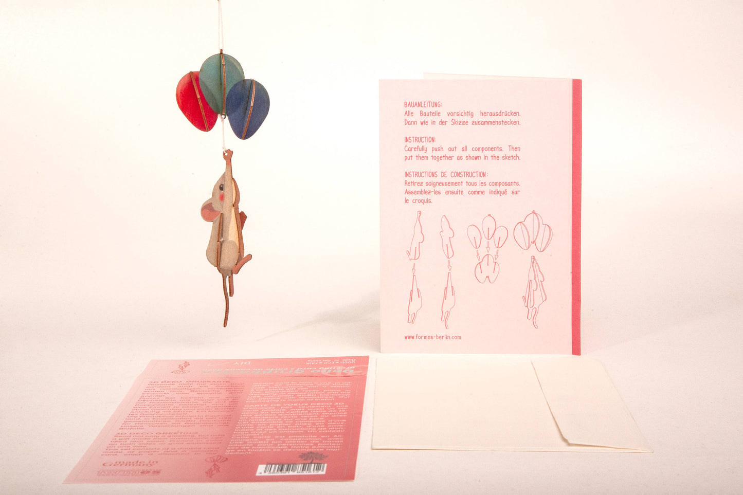 Tarjeta decorativa 3D de felicitación con diseño de ratón