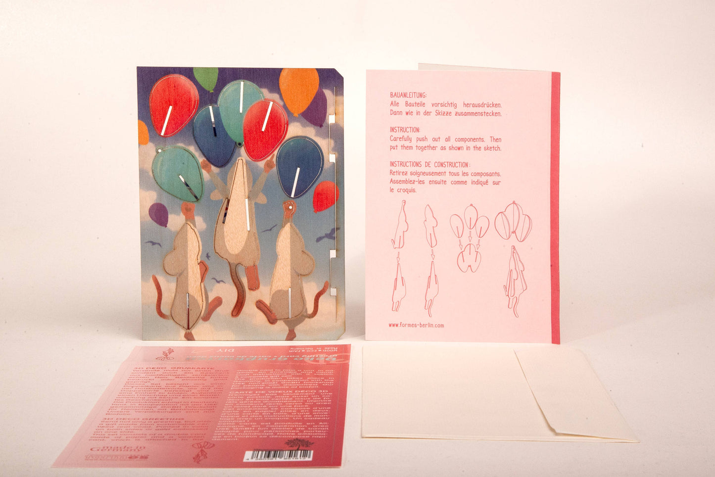 Tarjeta decorativa 3D de felicitación con diseño de ratón