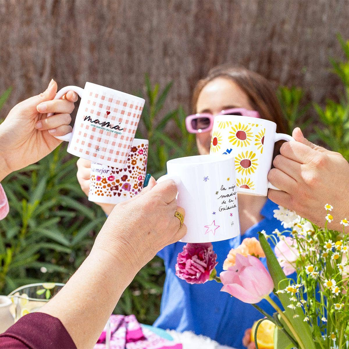 Taza "Mamá, Eres Nuestro Mejor Regalo"