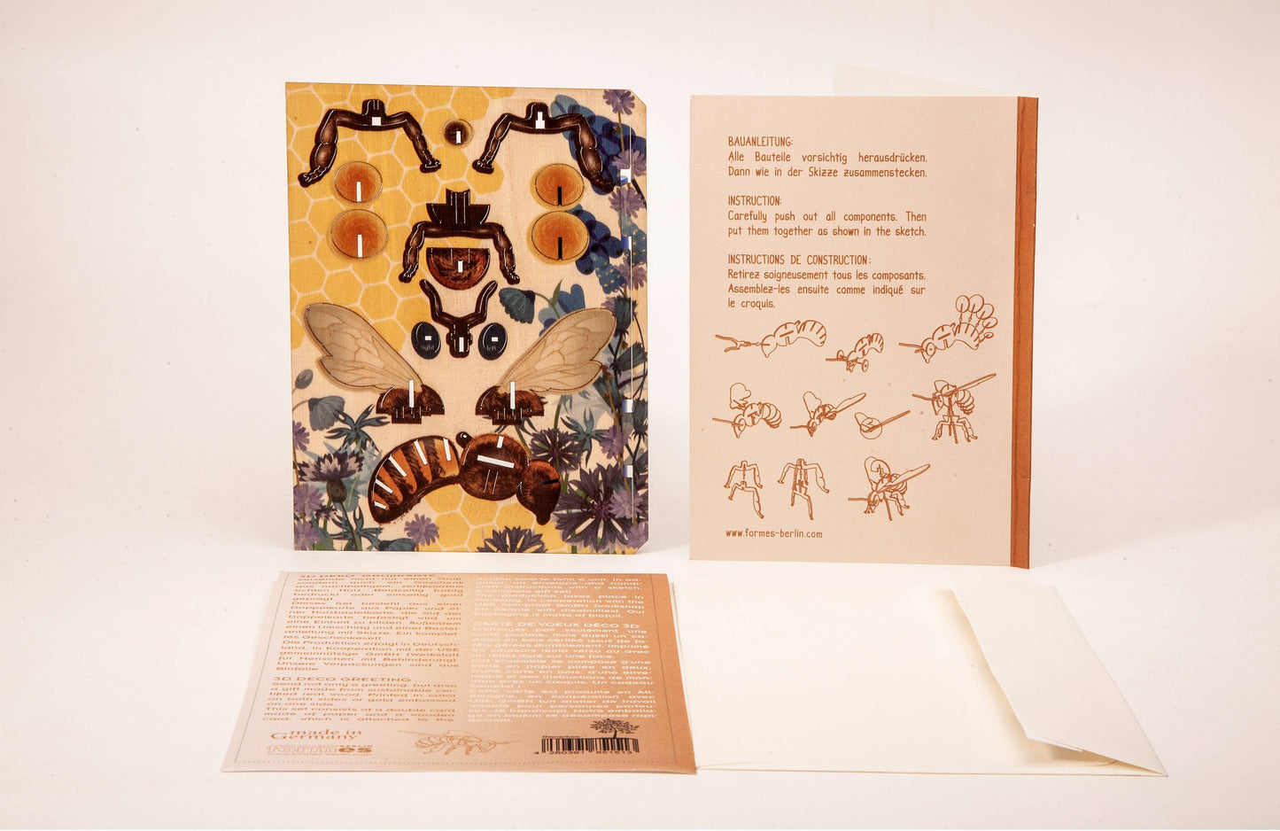 Abeja — tarjeta de felicitación de madera con rompecabezas 3D