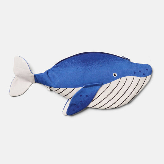 Estuche con forma de ballena minke