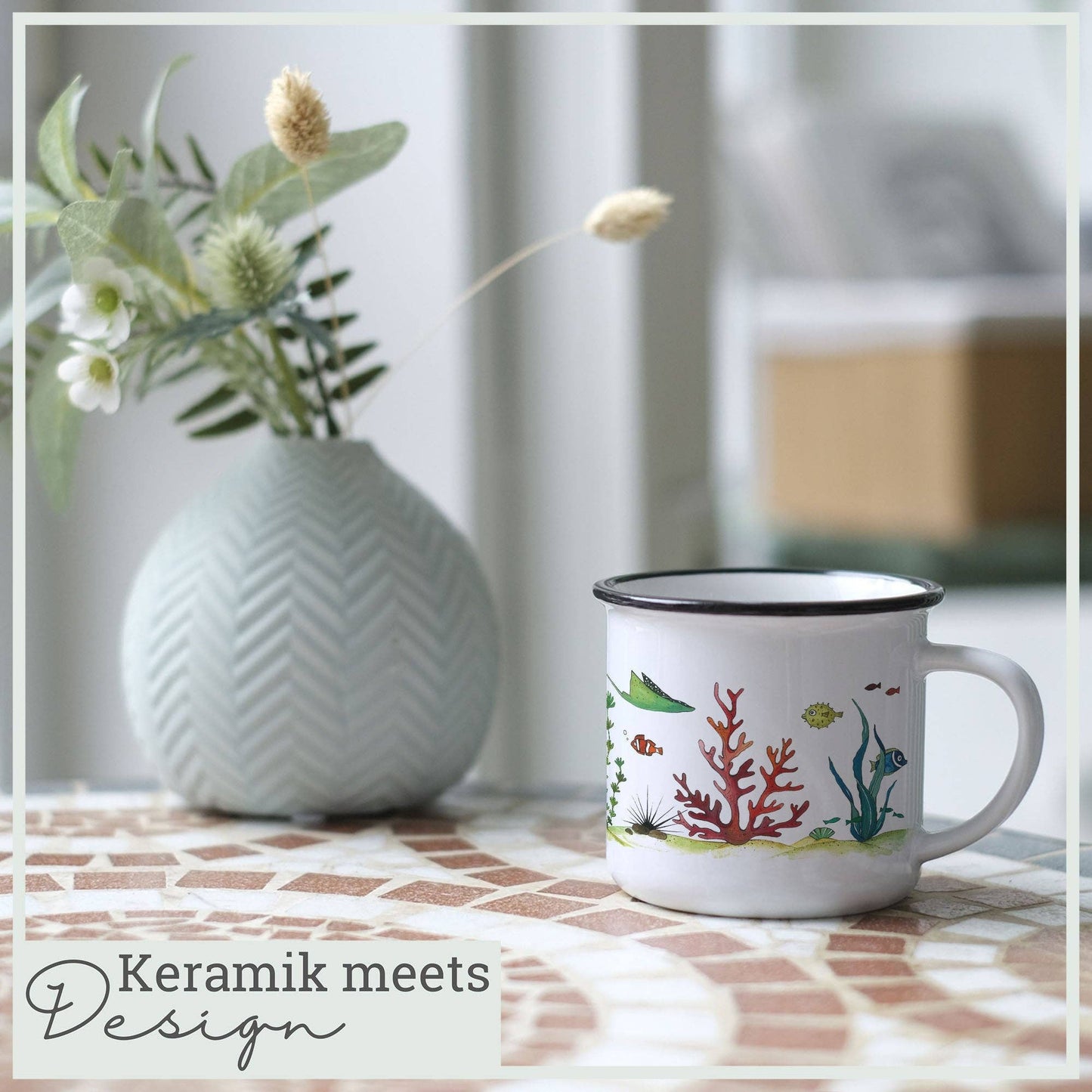Taza de cerámica con diseño de mundo submarino