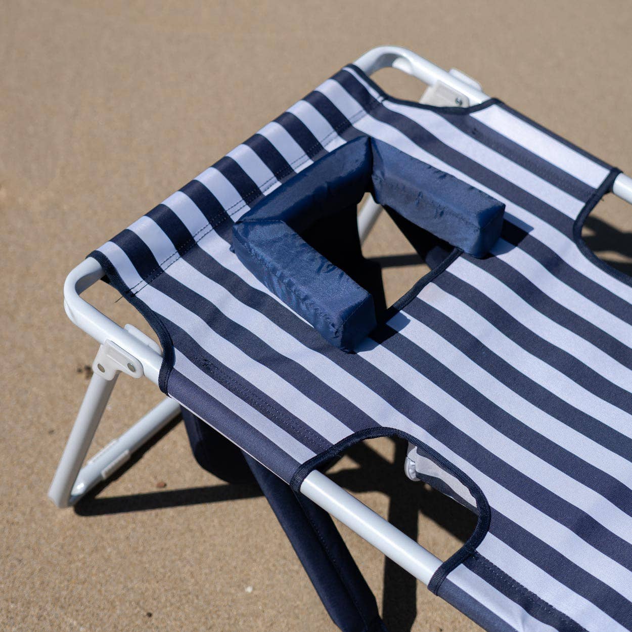 Hamaca de playa azul reclinable