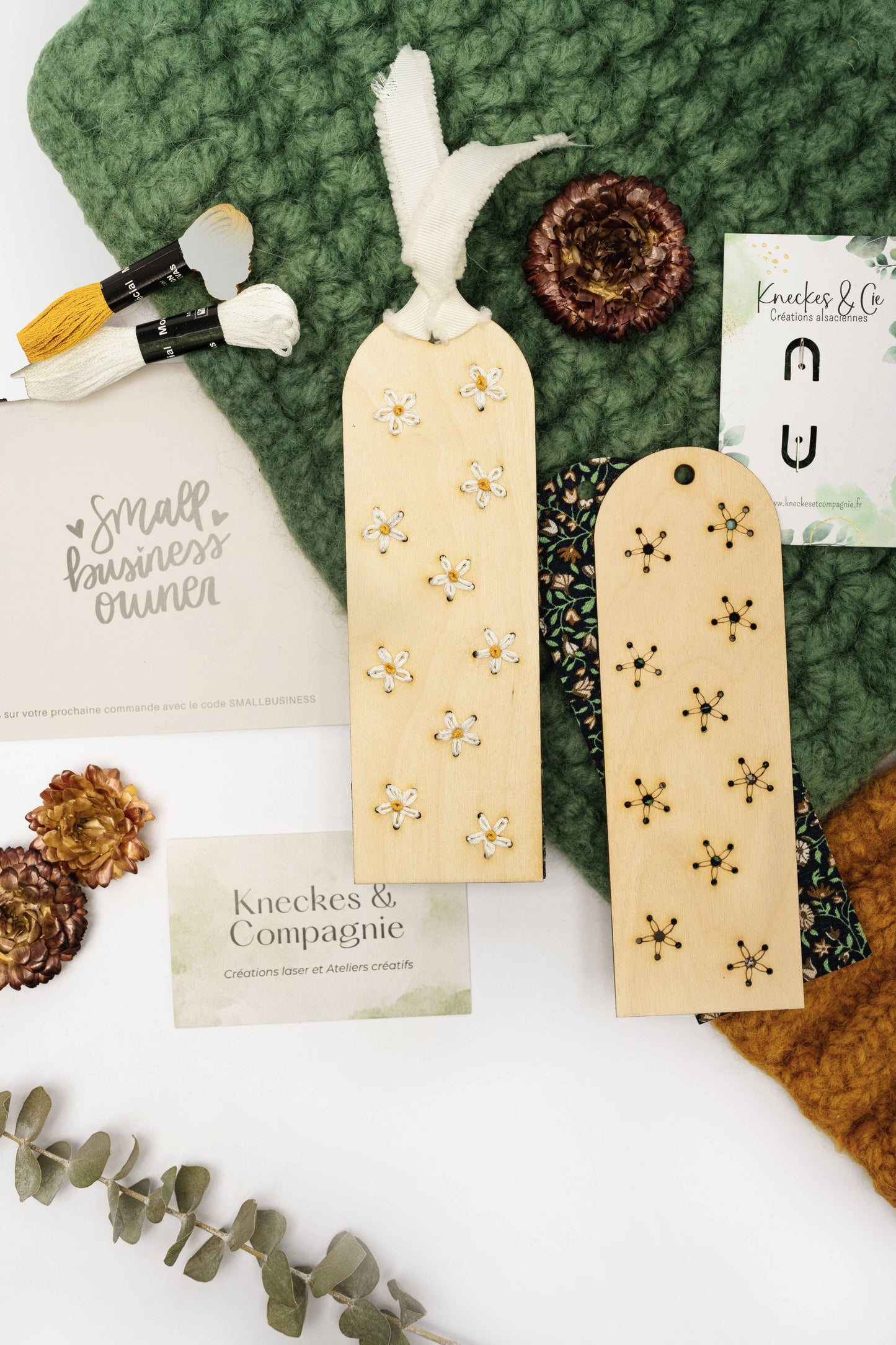 Kit de bordado marcapáginas flores