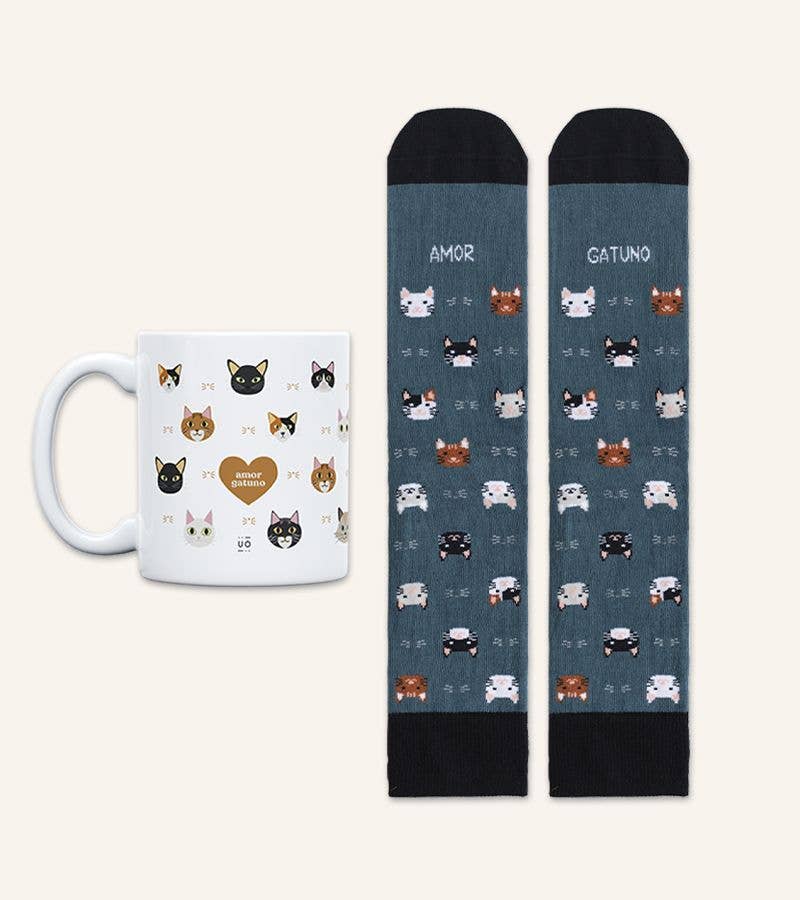 Kit Taza + Calcetines "Amor Gatuno"