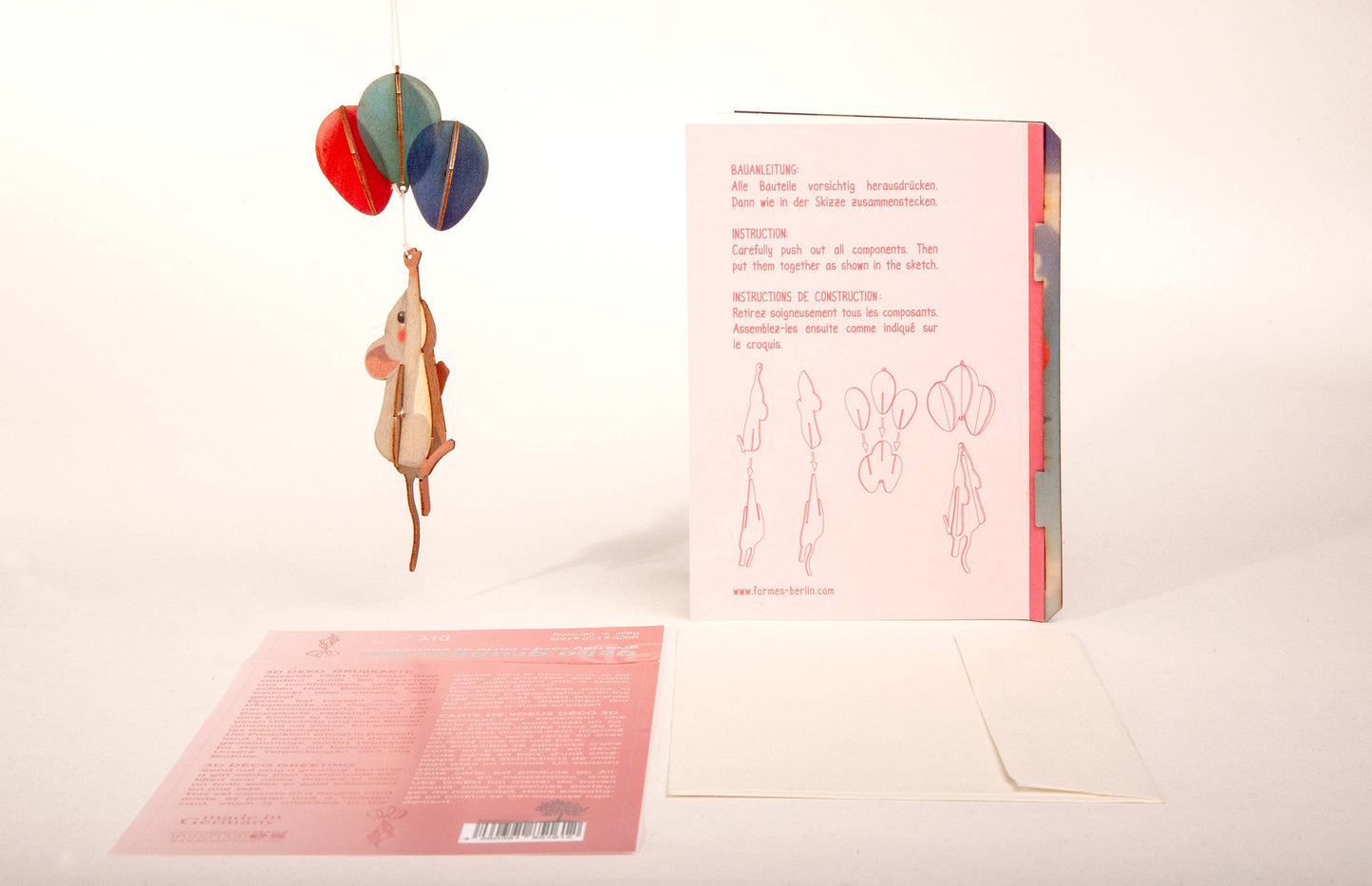 Tarjeta decorativa 3D de felicitación con diseño de ratón